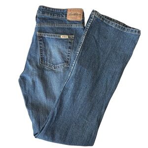 Vintage Y2k low rise bootcut size 8 W